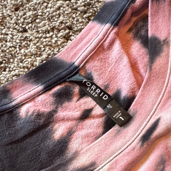 Tie-Dye Black and Pink Long Sleeve Crew Top - Picture 2 of 2